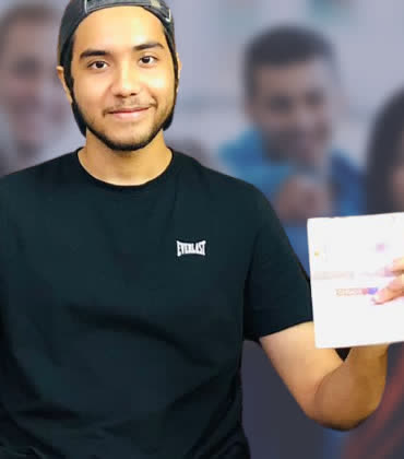 Undergraduate student with an approved visa